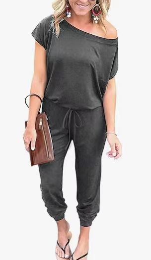 Off-shoulder short-sleeved jumpsuit