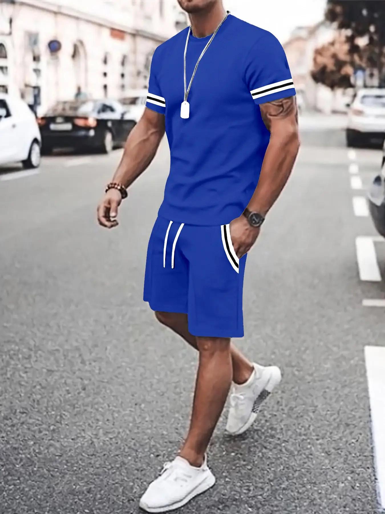 Men's color-trimmed T-shirt and drawstring waist shorts set