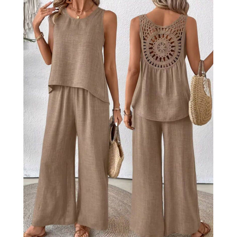 Fashionable Set with Hollow-out Floral Back