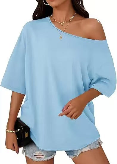 Loose-fitting, off-shoulder solid color t-shirt