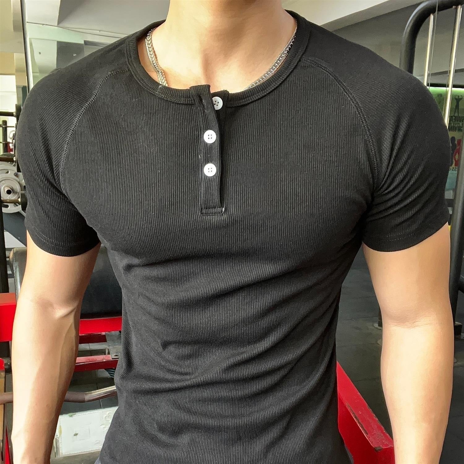 American style Henley short-sleeved tight-fitting T-shirt