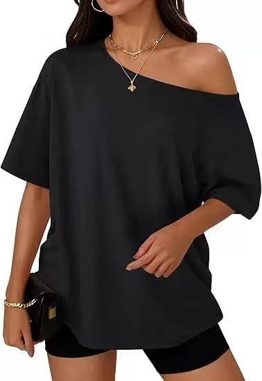 Loose-fitting, off-shoulder solid color t-shirt