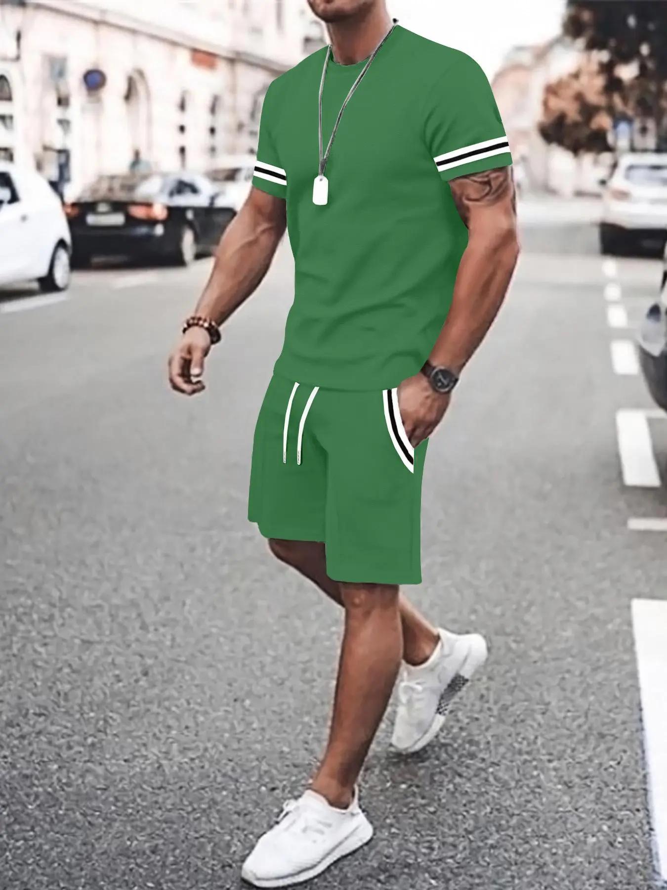 Men's color-trimmed T-shirt and drawstring waist shorts set